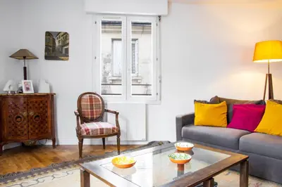 Coin salon dans l'établissement Le Vintage - Grand Appartement hypercentre