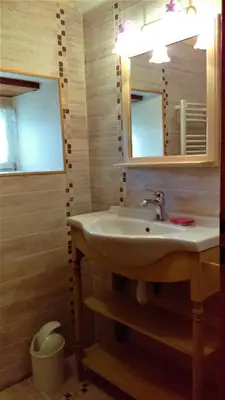 Salle de bains dans l'établissement Repos et détente au cœur des richesses du Poitou