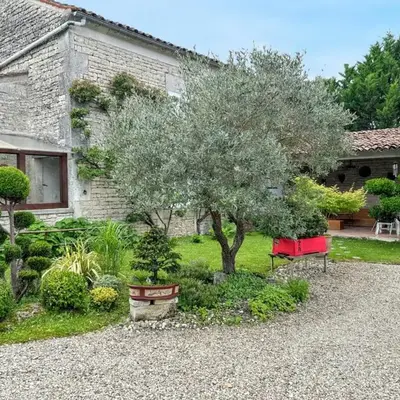 Maison de charme à Sigogne