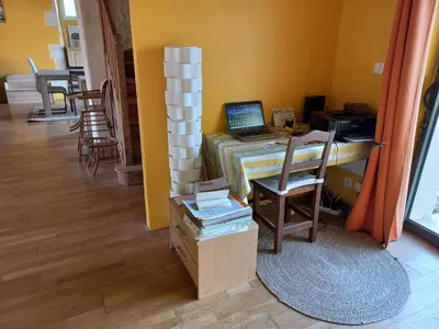 Télévision ou salle de divertissement dans l'établissement Le Moulin d'Errol