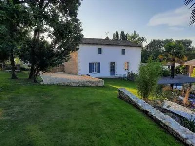 Jardin de l'établissement Gîtes de la mousseterie