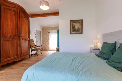 Un ou plusieurs lits dans un hébergement de l'établissement La Roche des Bois, maison classée *** (8 pers)