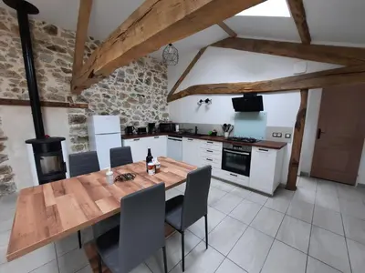 Cuisine ou kitchenette dans l'établissement Les Coccinelles
