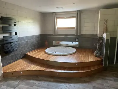 Salle de bains dans l'établissement Le Petit courault