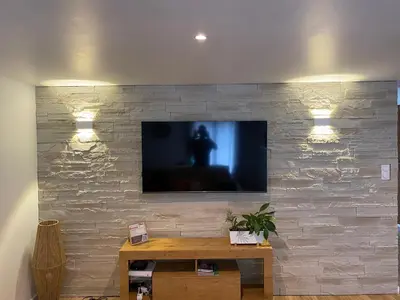 Télévision ou salle de divertissement dans l'établissement • Bel appartement - centre historique de Poitiers