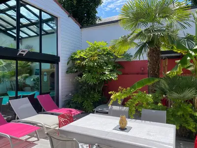 Jardin de l'établissement Maison loft