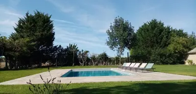 Piscine de l'établissement La Chaudiette 1888 ou située à proximité