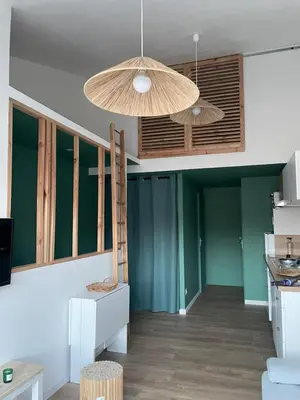 Cuisine ou kitchenette dans l'établissement Superbe appartement La Rochelle