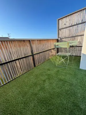 Jardin de l'établissement Superbe appartement La Rochelle