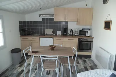 Cuisine ou kitchenette dans l'établissement La passerose
