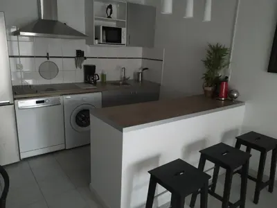 Cuisine ou kitchenette dans l'établissement A Poitiers, 2 chambres, très bel appartement de 65 m2