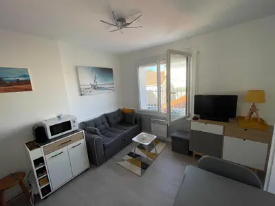 Télévision ou salle de divertissement dans l'établissement Appt FOURAS Centre Ville 50m de la Mer