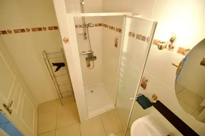 Salle de bains dans l'établissement O Trois Oliviers