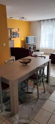 Cuisine ou kitchenette dans l'établissement L'Intemporel - Appartement T3 avec jardinet