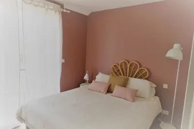 Un ou plusieurs lits dans un hébergement de l'établissement Appartement hyper centre, plage à pieds, 2 chambres, 4 personnes