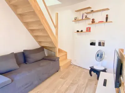 Télévision ou salle de divertissement dans l'établissement - Le Lys - Magnifique maisonnette avec terrasse