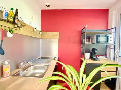 Cuisine ou kitchenette dans l'établissement ~ le Terracotta ~ Studio 1/4 pers / Futuroscope