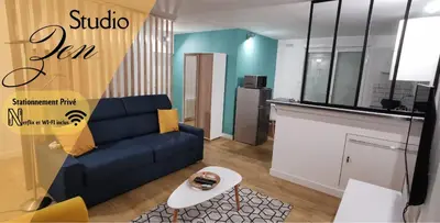 Télévision ou salle de divertissement dans l'établissement Studio Zen