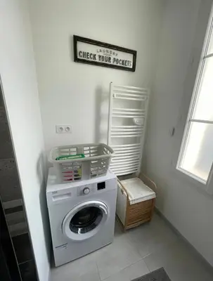 Plan de l'établissement Maison chaleureuse avec terrasse privative proche de la gare et du centre-ville