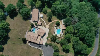 Piscine de l'établissement Domaine de Brise Bois - Chambres & Gîtes ou située à proximité