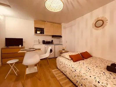 Cuisine ou kitchenette dans l'établissement Le Wild Terracotta - Home Homy