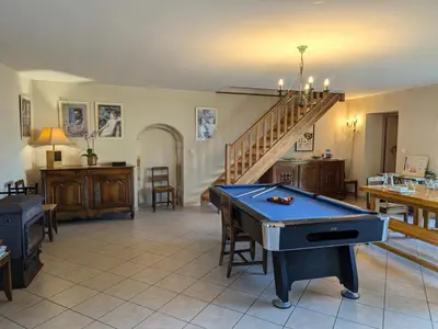 Plan de l'établissement Maison indépendante en pierre, 3 chambres, WiFi et Parking près de Villefagnan - FR-1-653-47