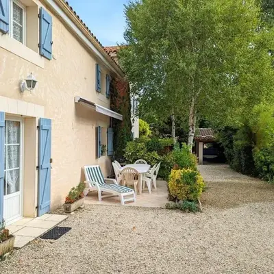 Gîte confortable au bord de la rivière avec Wi-Fi - FR-1-653-117