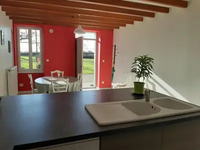 Plan de l'établissement Gîte XVIIIe rénové avec grand jardin, au cœur du vignoble de Cognac - FR-1-653-30