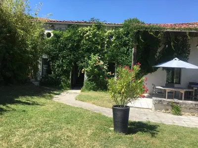 Jardin de l'établissement Le Phœnix
