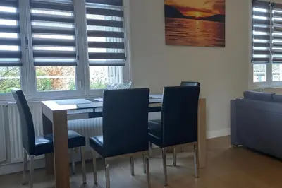 Coin salon dans l'établissement 3-Bed House - Sleeps 6 - Garden Balcony Parking