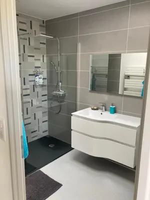 Salle de bains dans l'établissement Adorable Studio d'hôte zen et paisible