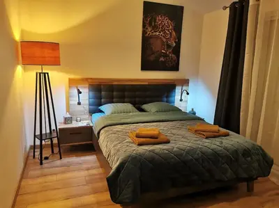 Un ou plusieurs lits dans un hébergement de l'établissement Angoulême Nord location Chambre indépendante