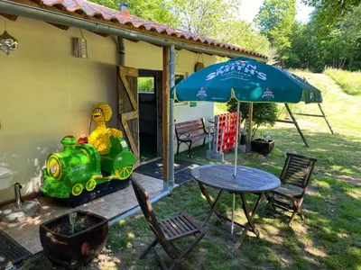 Jardin de l'établissement Camping Moulin du Pommier