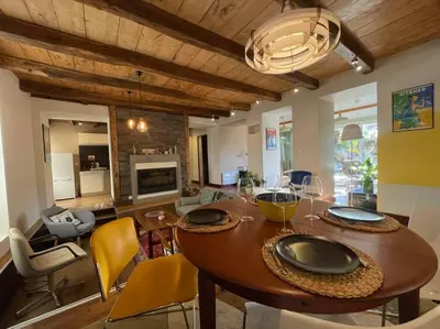 Cuisine ou kitchenette dans l'établissement Maison de charme proche Futuroscope