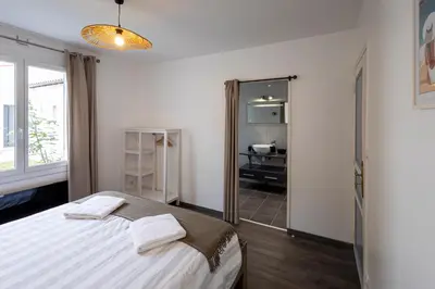 Un ou plusieurs lits dans un hébergement de l'établissement Villa Martinière