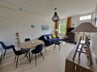 Coin salon dans l'établissement Villa 5 pers Châtelaillon-Plage, jardin, proche centre et plage - FR-1-706-6