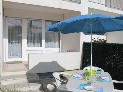 Terrasse ou espace extérieur de l'établissement Studio 4 pers avec Wifi et Animaux admis à Châtelaillon-Plage - FR-1-706-10