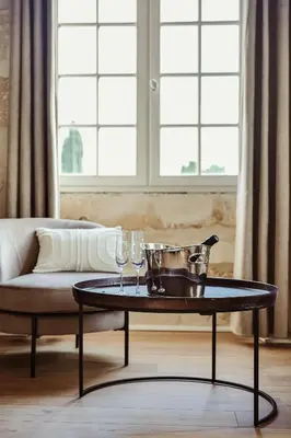 Coin salon dans l'établissement Château de La Vallade