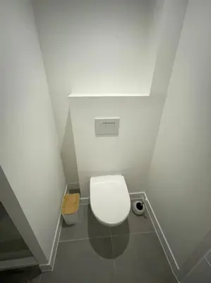 Salle de bains dans l'établissement Le p tit Marin proche marché central et gare SNCF- wifi haut débit -
