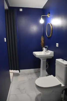 Salle de bains dans l'établissement [Le 8] Maison de ville élégante et tout confort
