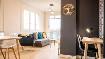 Coin salon dans l'établissement Le Montbernage - Beautiful modern apartment