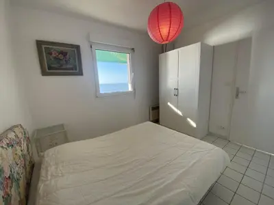 Un ou plusieurs lits dans un hébergement de l'établissement Appartement 4 pers avec vue mer, face à la plage - FR-1-709-33