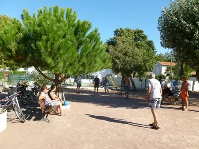 Clients de l'établissement Mobile Home Excellente Situation, Proche Plage et Centre-ville, Idéal pour 4 Personnes - FR-1-709-56