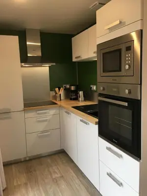 Cuisine ou kitchenette dans l'établissement Granny la vallee des noyers