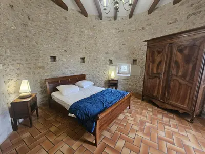 Un ou plusieurs lits dans un hébergement de l'établissement Chateau d'ayron