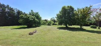 Jardin de l'établissement Le gite de battreau