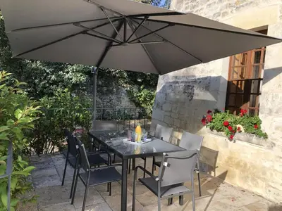 Terrasse ou espace extérieur de l'établissement La maison forte