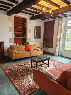 Coin salon dans l'établissement La maison du regisseur