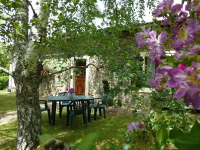Jardin de l'établissement La maison des oiseaux