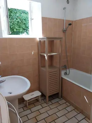 Salle de bains dans l'établissement La maison du fermier